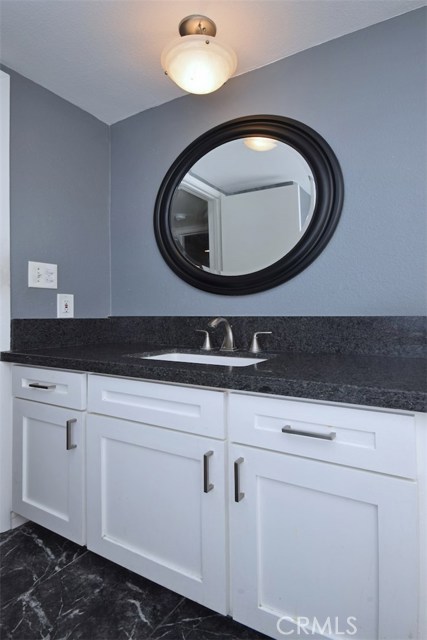 1 Bed Home for Sale in Sherman Oaks, California