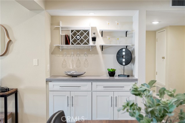2 Bed Home for Sale in Sherman Oaks, California