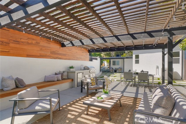 3 Bed Home for Sale in Sherman Oaks, California
