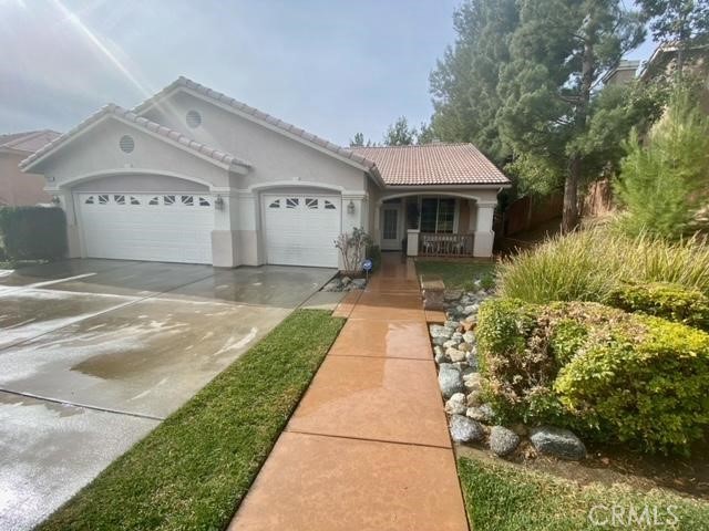 4 Bed Home for Sale in Castaic, California
