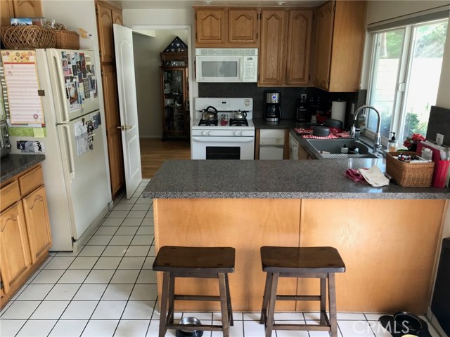 28635 Mount Shasta Drive, Rancho Palos Verdes, California 90275, 3 Bedrooms Bedrooms, ,3 BathroomsBathrooms,Residential,Sold,Mount Shasta,SR18103479