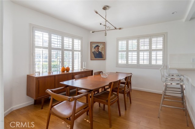 2213 Robinson Street, Redondo Beach, California 90278, 3 Bedrooms Bedrooms, ,3 BathroomsBathrooms,Residential,Sold,Robinson,SR20031443