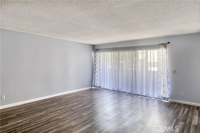 1 Bed Home for Sale in Encino, California