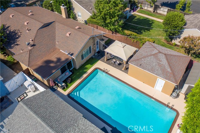 4 Bed Home for Sale in Sherman Oaks, California