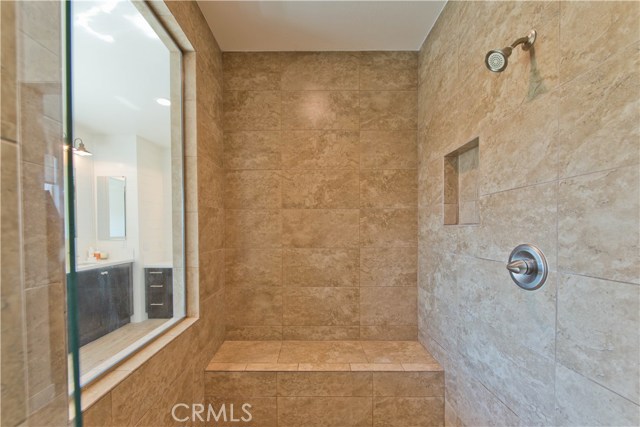 5 Bed Home for Sale in Saugus, California