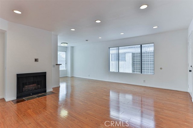 2 Bed Home for Sale in Studio City, California