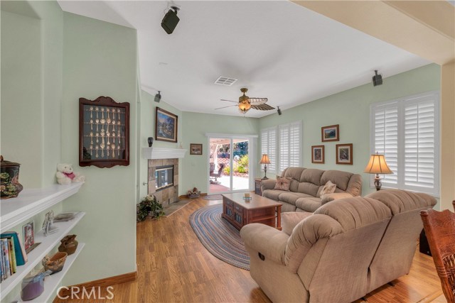 3 Bed Home for Sale in Saugus, California