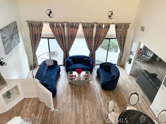 6 Bed Home for Sale in Granada Hills, California