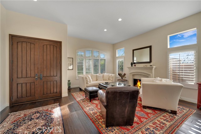 4 Bed Home for Sale in Calabasas, California