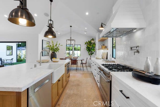 3 Bed Home for Sale in Sherman Oaks, California