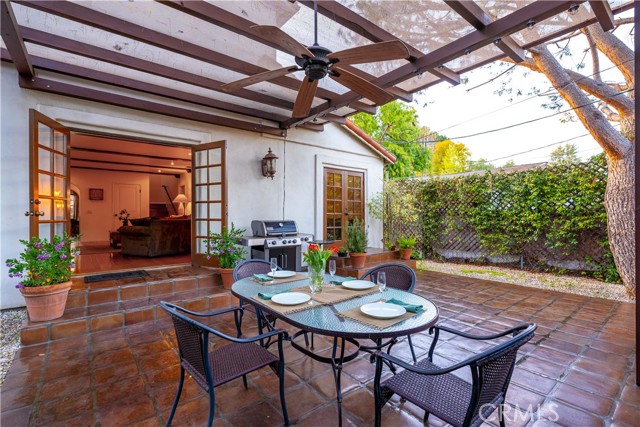 5 Bed Home for Sale in Studio City, California