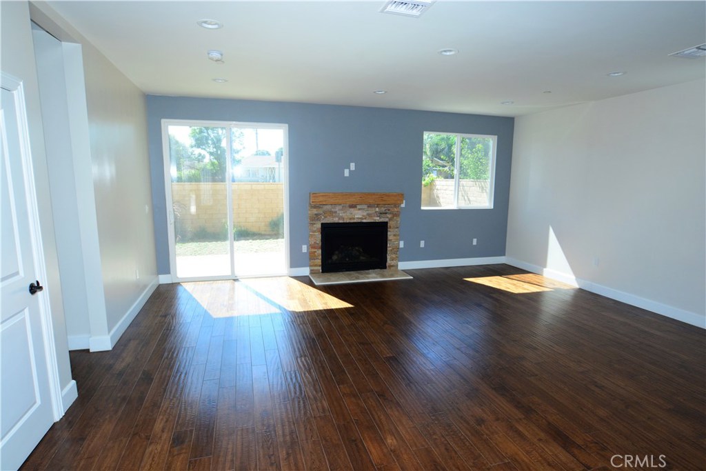 Photo for 20463 Elkwood Street, Winnetka, CA 91306 - Listing #SR-19196558 20463 Elkwood Street, Winnetka, CA 91306