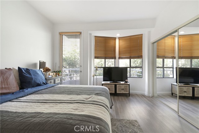 2 Bed Home for Sale in Encino, California