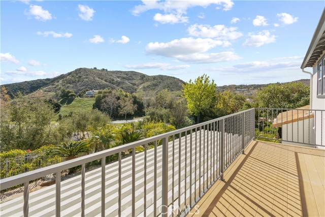 5 Bed Home for Sale in Calabasas, California