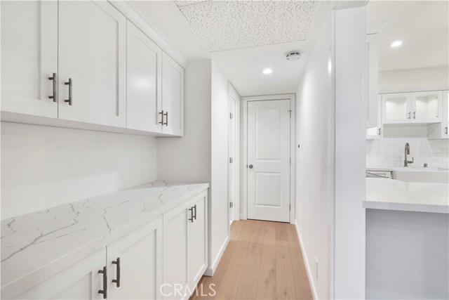 1 Bed Home for Sale in Sherman Oaks, California