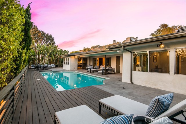 4 Bed Home for Sale in Studio City, California
