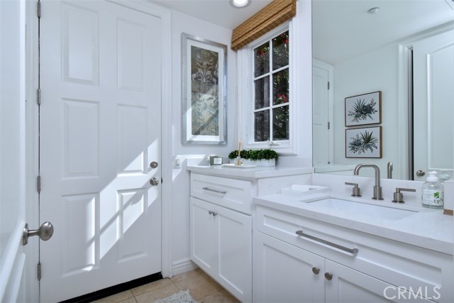 5 Bed Home for Sale in Sherman Oaks, California