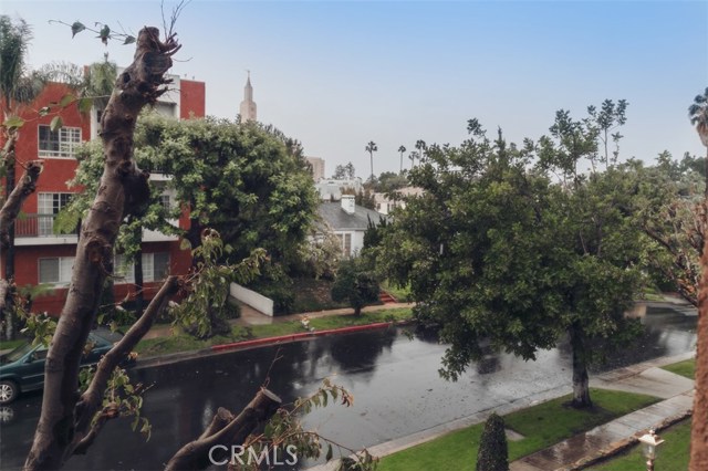 2 Bed Home for Sale in Los Angeles, California