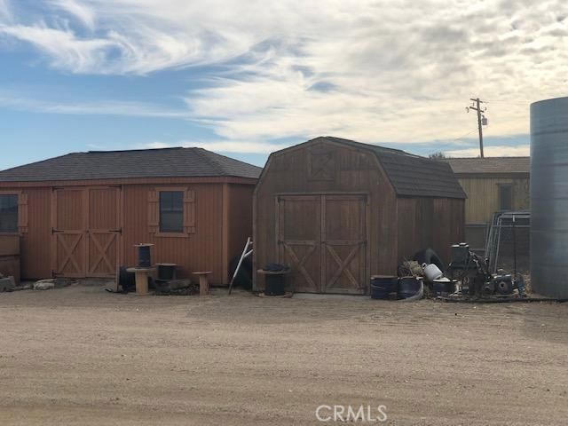 3 Bed Home for Sale in Mojave, California