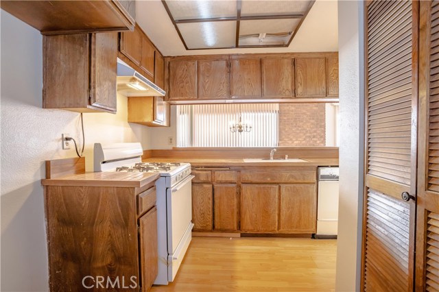 2 Bed Home for Sale in Van Nuys, California