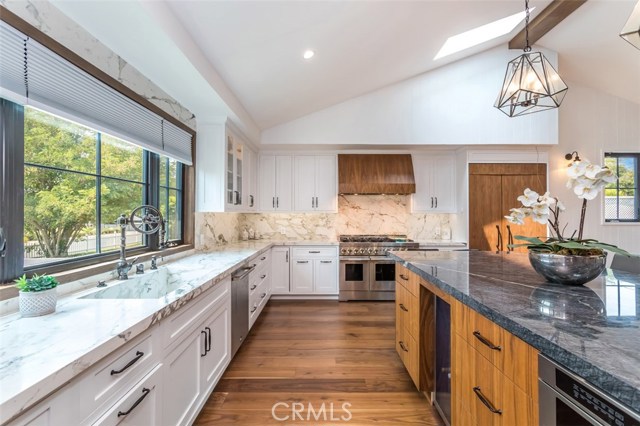 4 Bed Home for Sale in Studio City, California