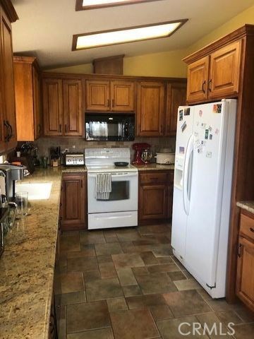 3 Bed Home for Sale in Mojave, California