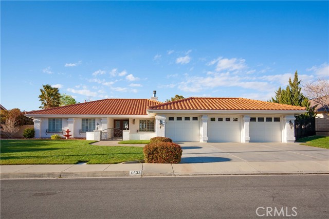 Detail Gallery Image 1 of 1 For 6533 Hickory St, Palmdale,  CA 93551 - 4 Beds | 3 Baths