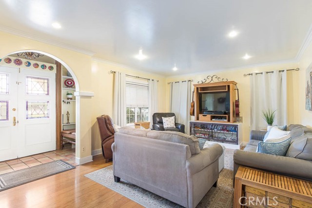 3 Bed Home for Sale in Van Nuys, California