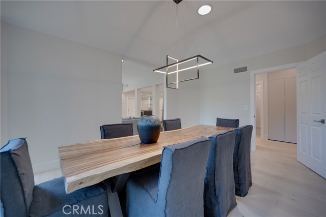 3 Bed Home for Sale in Encino, California