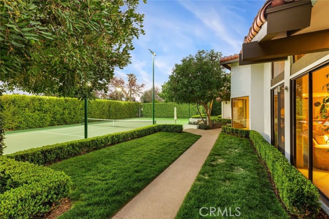 5 Bed Home for Sale in Encino, California