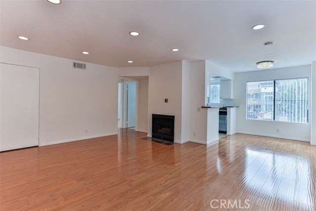 2 Bed Home for Sale in Studio City, California
