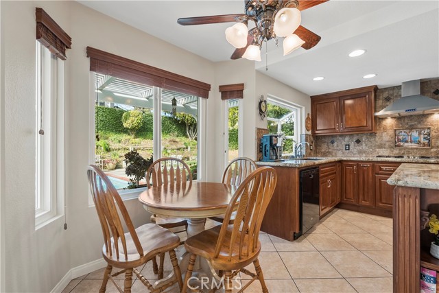 5 Bed Home for Sale in Saugus, California