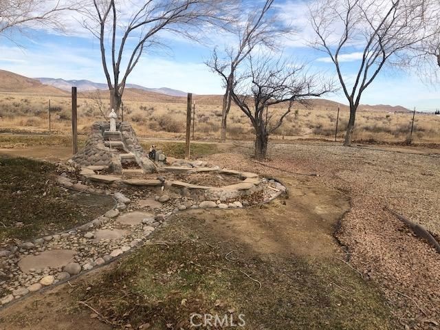 3 Bed Home for Sale in Mojave, California