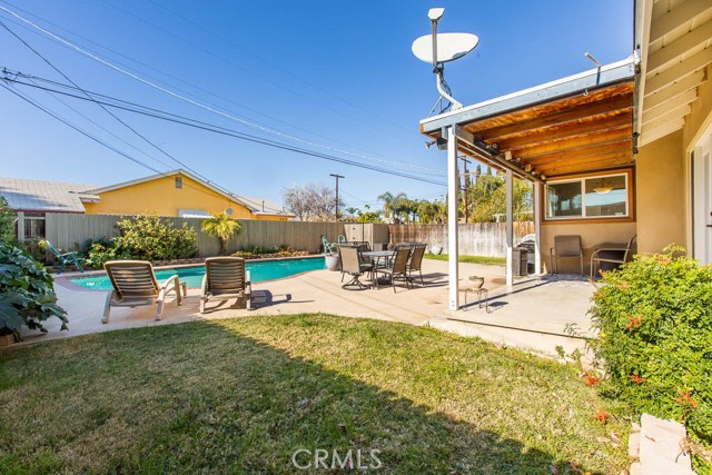 3 Bed Home for Sale in Granada Hills, California