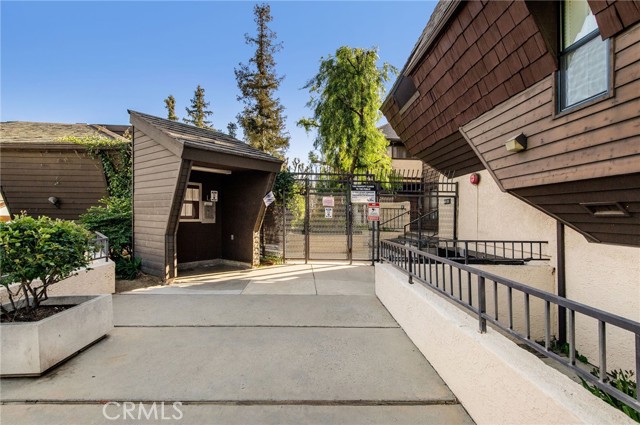 2 Bed Home for Sale in Van Nuys, California