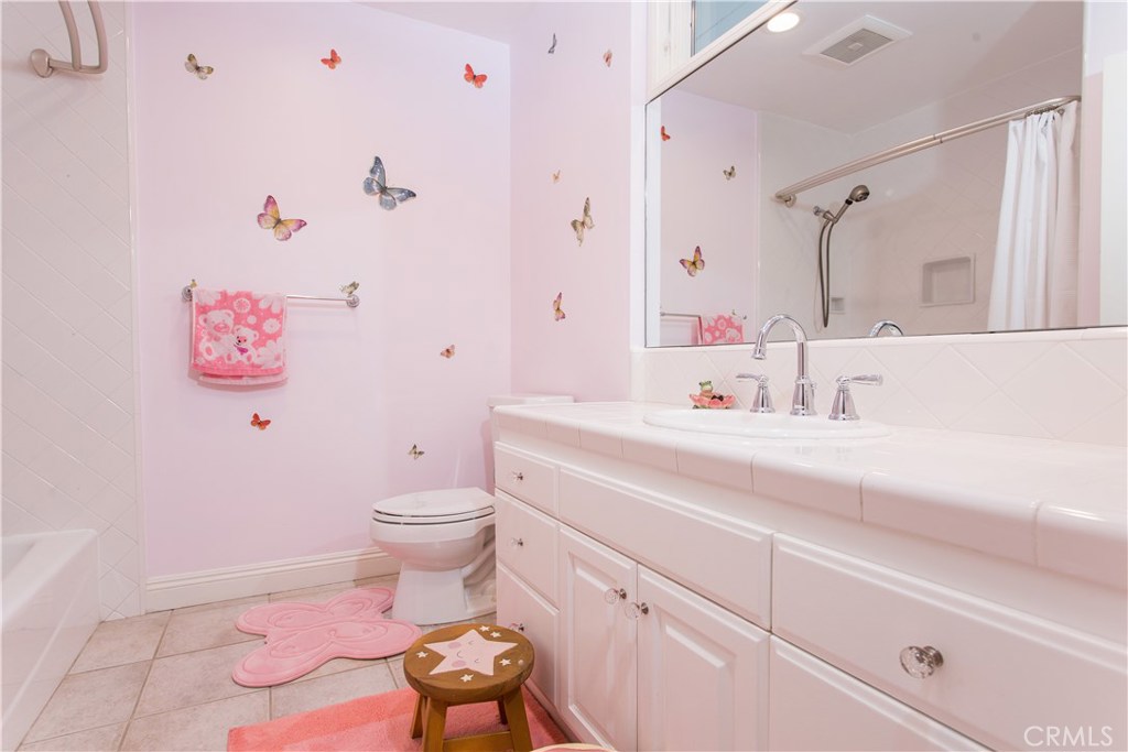 Photo for 20132 ALLENTOWN Drive, Woodland Hills, CA 91364 - Listing #SR-19212824 20132 ALLENTOWN Drive, Woodland Hills, CA 91364