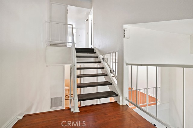 2 Bed Home for Sale in Van Nuys, California