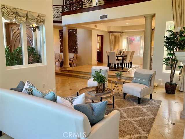 5 Bed Home for Sale in Granada Hills, California