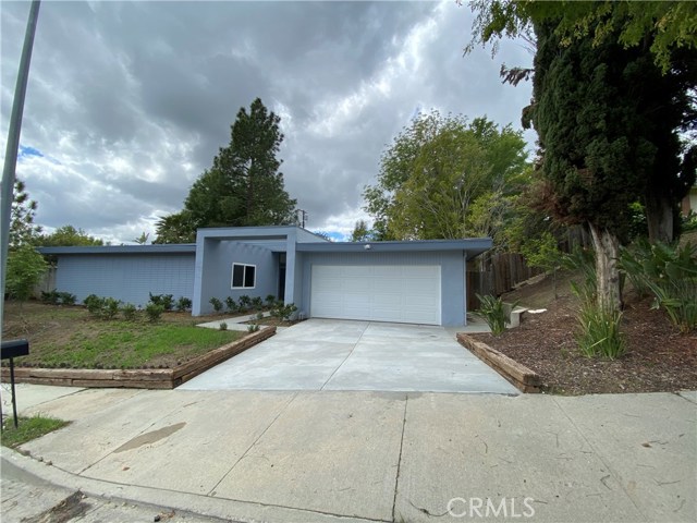 Photo of 8531 Farralone Avenue, West Hills, CA 91304