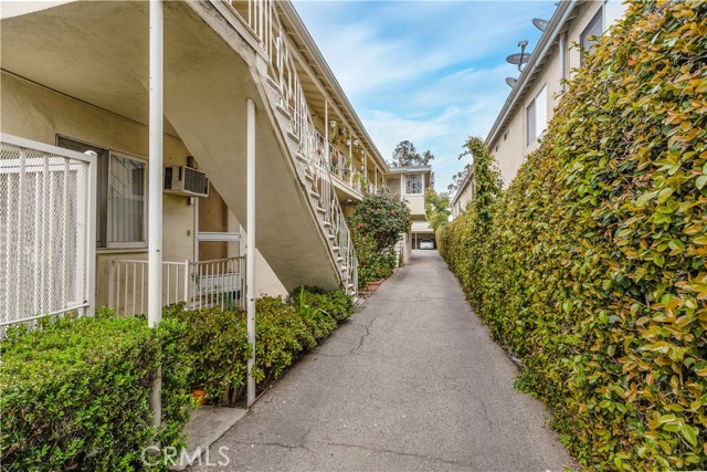  Income Home for Sale in Van Nuys, California