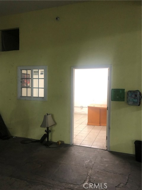 Firestone, 90001, ,For Sale,Firestone,SR20195874