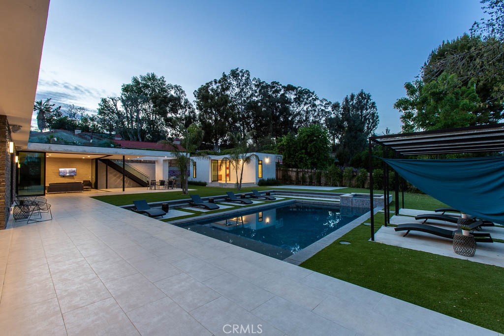 Photo for 23315 CALVERT Street, Woodland Hills, CA 91367 - Listing #SR-19072953 23315 CALVERT Street, Woodland Hills, CA 91367
