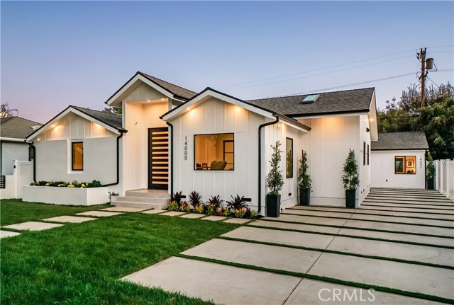 Photo of 14000 Huston Street, Sherman Oaks, CA 91423