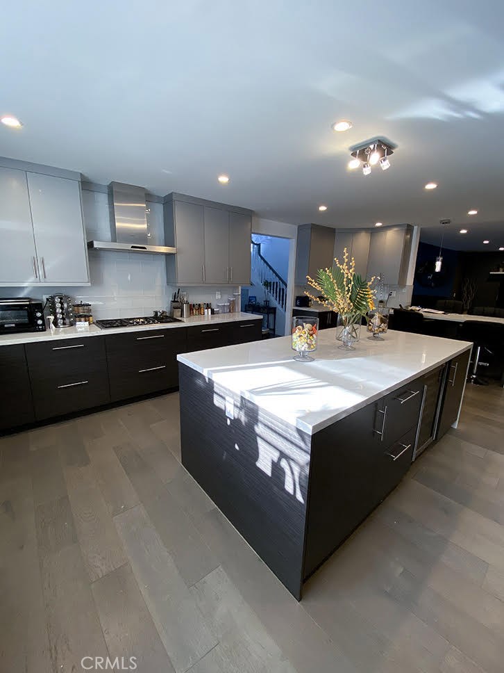Photo for 22904 CALVERT Street, Woodland Hills, CA 91367 - Listing #SR-19233566 22904 CALVERT Street, Woodland Hills, CA 91367