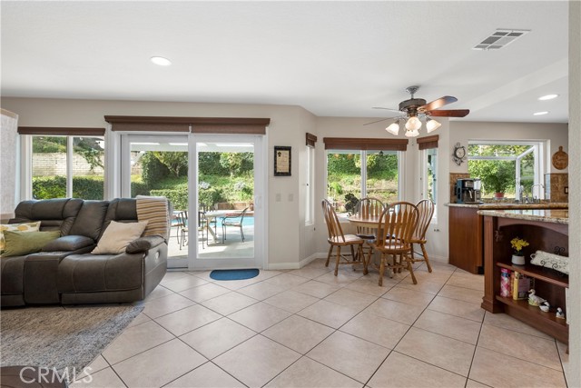 5 Bed Home for Sale in Saugus, California
