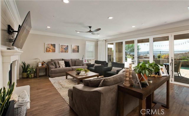 5 Bed Home for Sale in Saugus, California