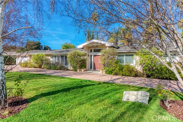 5 Bed Home for Sale in Encino, California