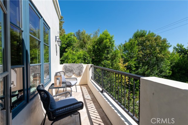 4 Bed Home for Sale in Sherman Oaks, California