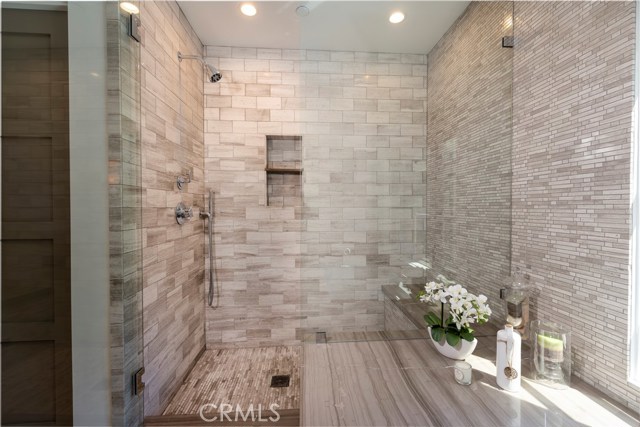 4 Bed Home for Sale in Sherman Oaks, California