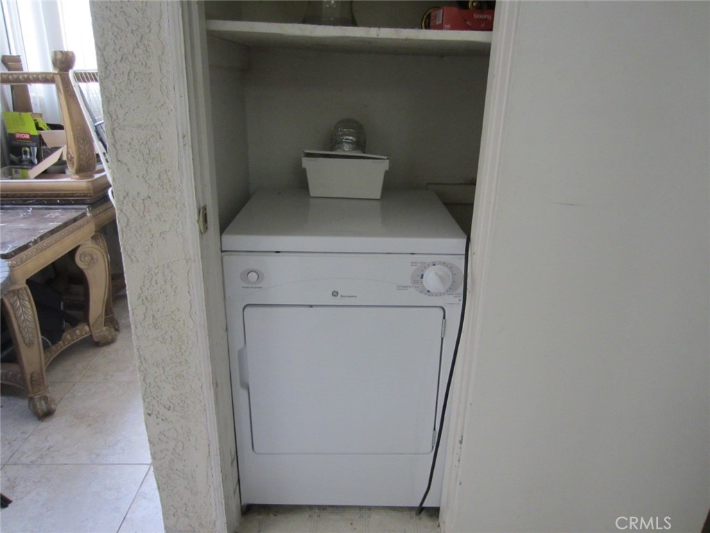 Photo for 570 W Stocker Street, 214, Glendale, CA 91202 - Listing #SR-19274904 570 W Stocker Street, 214, Glendale, CA 91202